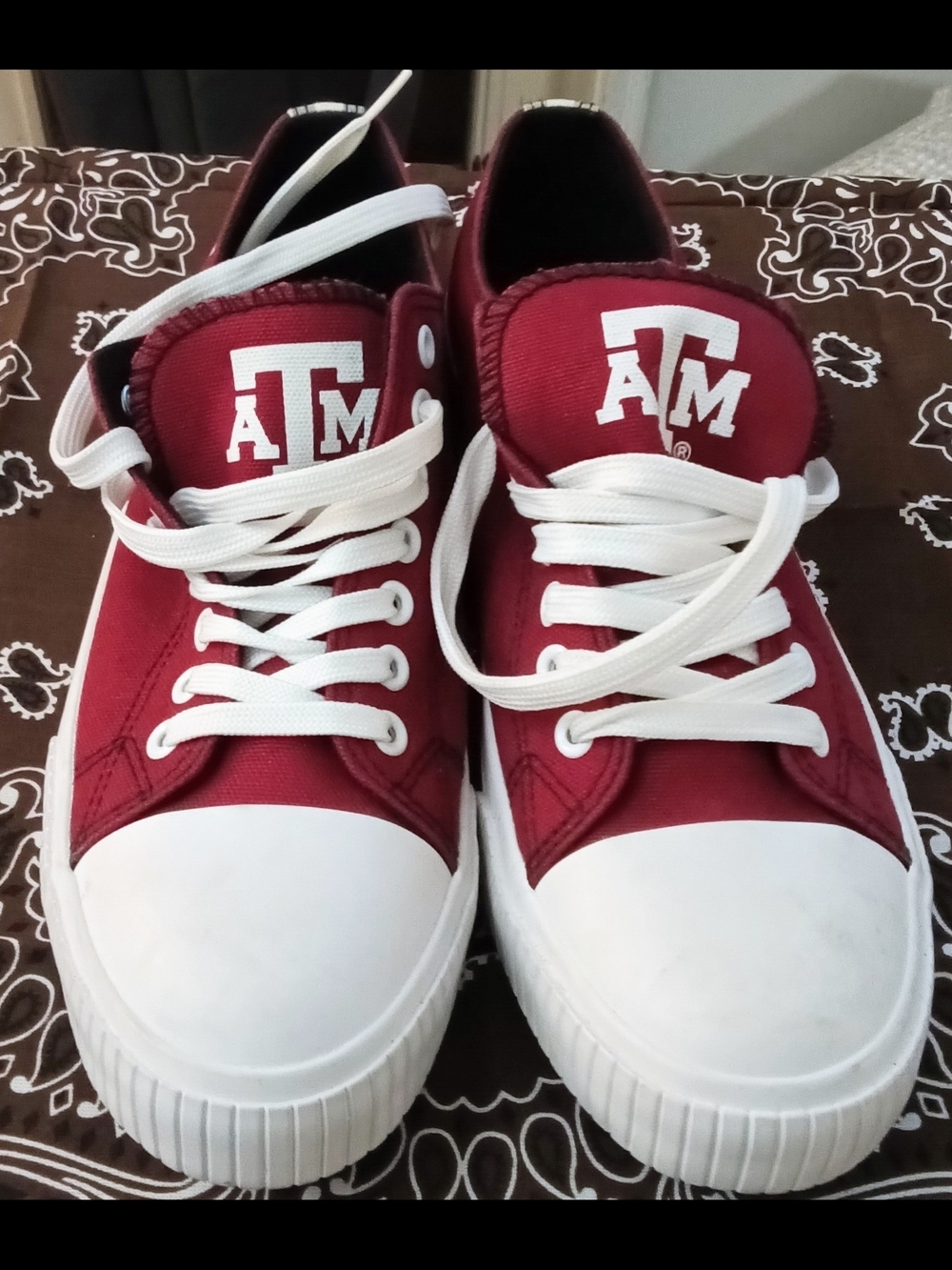 Texas A&M Maroon Canvas Men's (Unisex) Sneakers with White Trim